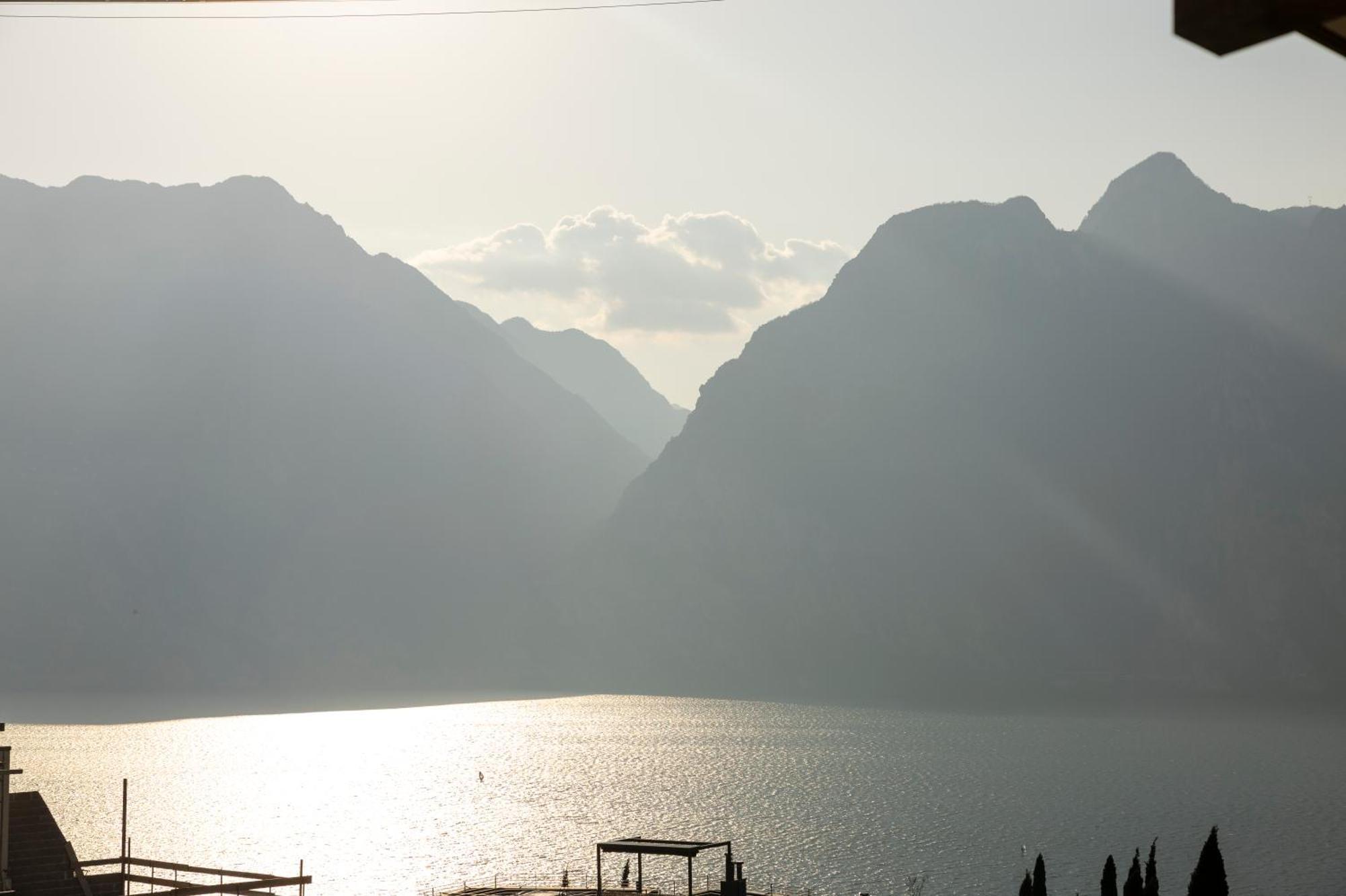 Hi Hotels Torbole - Pool & Spa Torbole Sul Garda Exterior photo