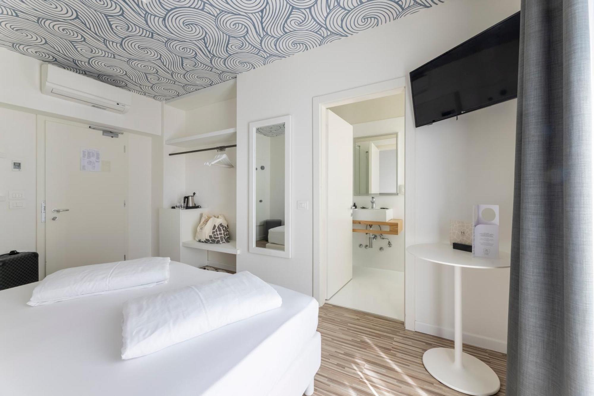 Hi Hotels Torbole - Pool & Spa Torbole Sul Garda Exterior photo