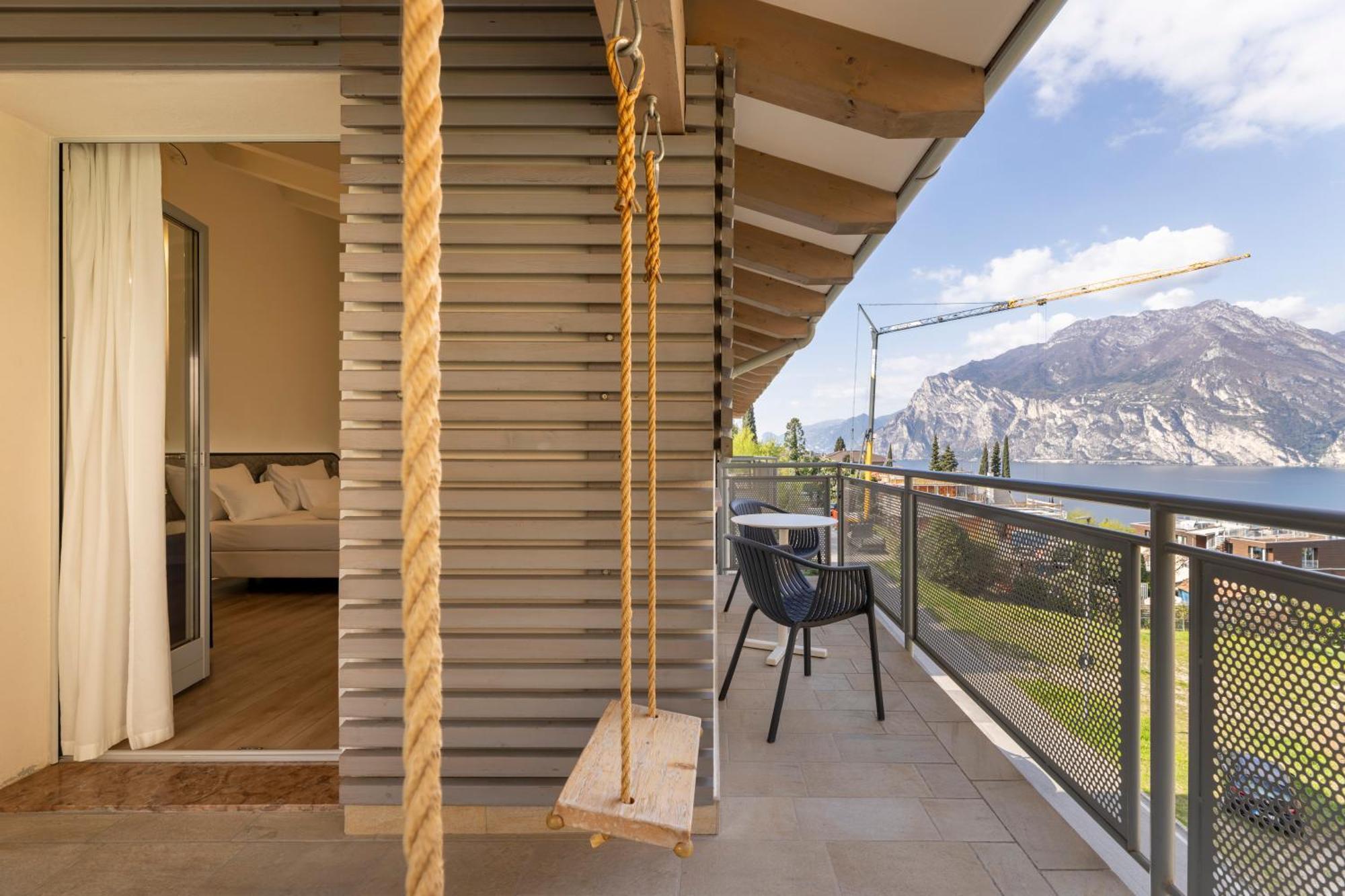 Hi Hotels Torbole - Pool & Spa Torbole Sul Garda Exterior photo